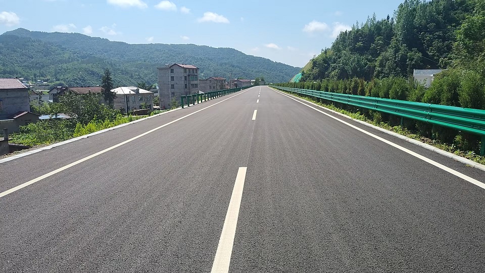 襄十隨神城市群市際、縣際斷頭路、瓶頸路(房縣段）建設(shè)項(xiàng)目